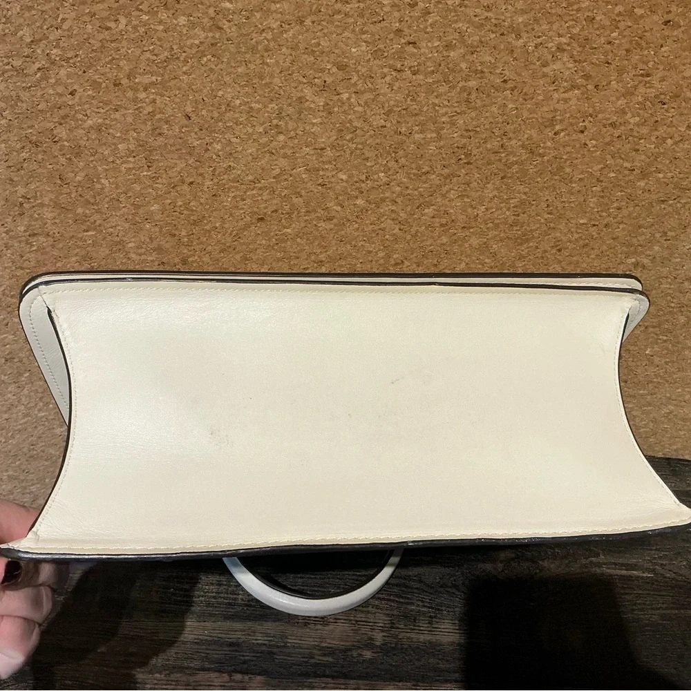 Coach Parker 32 Cream and Tan Croc-Embossed Satchel - Ginny & Georgia Bag - Picture 9 of 10